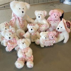 Horizon of Hope Boyd’s bear collection